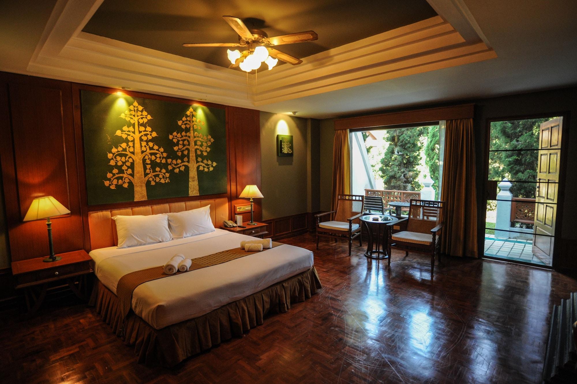 Suan Bua Hotel & Resort Ban Pong  Buitenkant foto