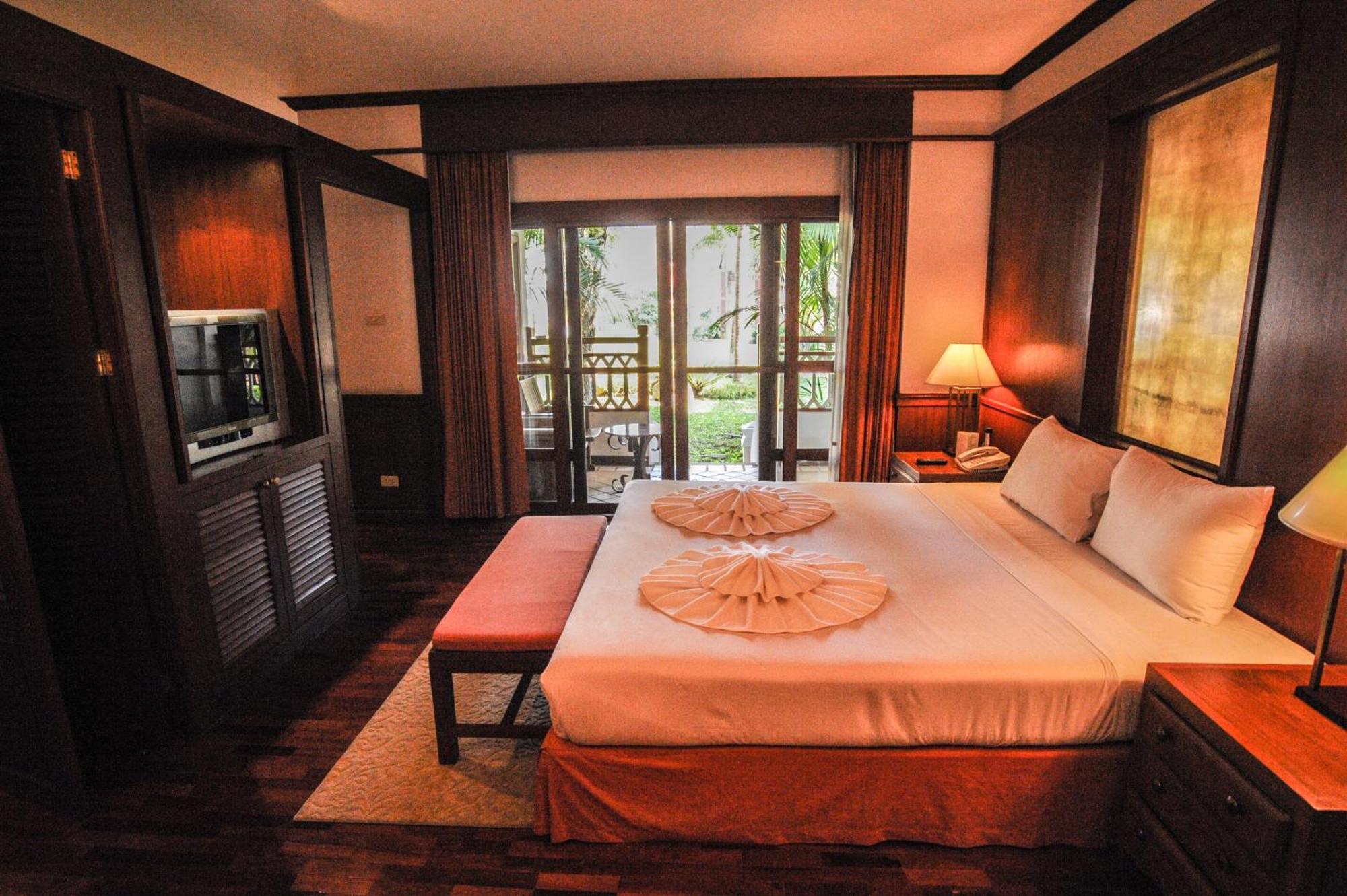 Suan Bua Hotel & Resort Ban Pong  Buitenkant foto