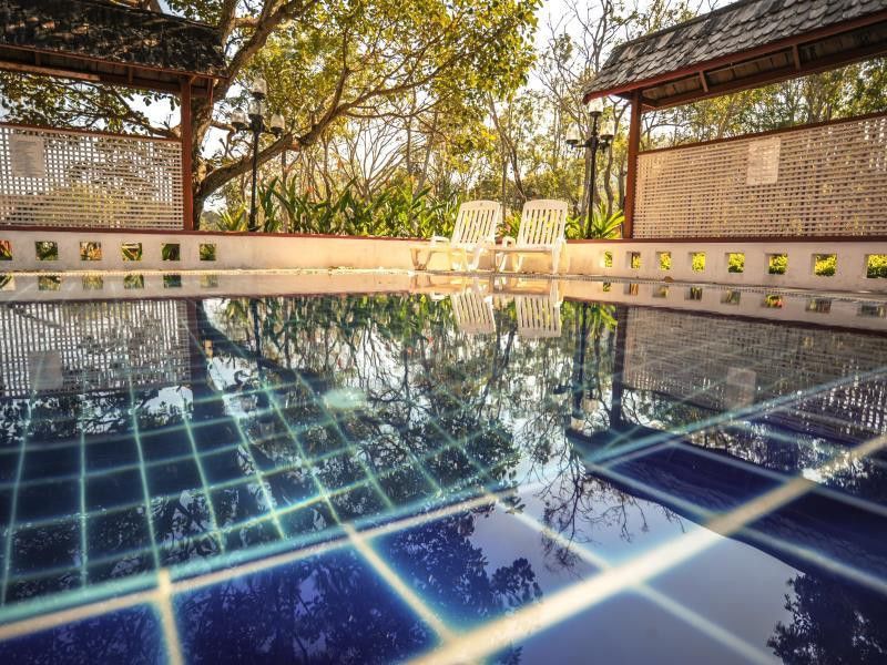 Suan Bua Hotel & Resort Ban Pong  Buitenkant foto