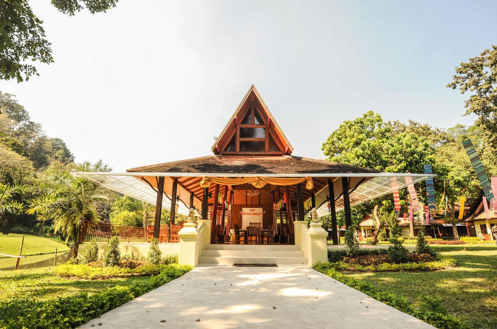 Suan Bua Hotel & Resort Ban Pong  Buitenkant foto
